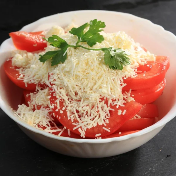Salata de rosii cu branza